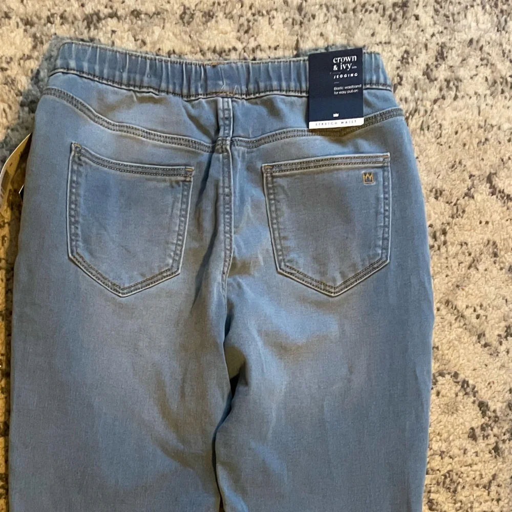 Crown and Ivy Kids Size‎ 14 Jegging Skinny Jeans with Stretch Waist - NWT